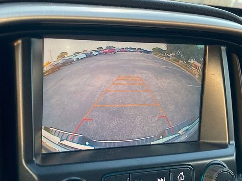 Used 2017 GMC Canyon SLE w/ SLE Convenience Package RWD image 21