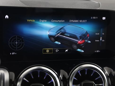 Used 2022 Mercedes-Benz GLB 35 AMG 4MATIC image 41