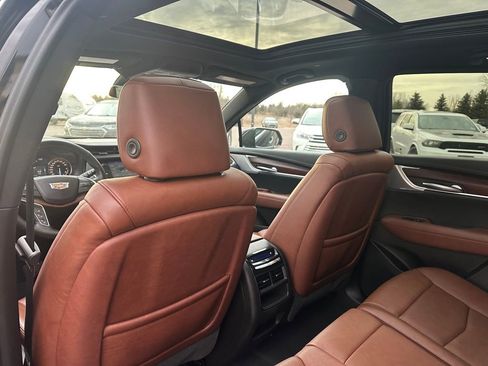 Used 2024 Cadillac XT5 Premium Luxury image 22