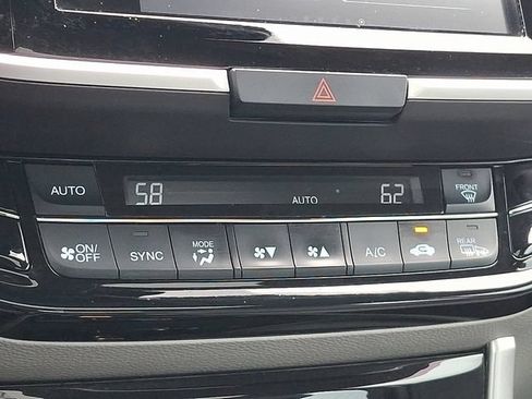 Used 2017 Honda Accord EX-L image 12