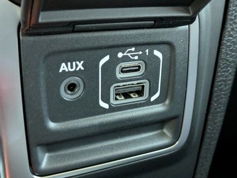 New 2026 Jeep Wrangler Unlimited Rubicon AWD/4WD image 18