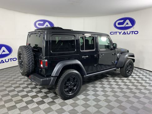 Used 2023 Jeep Wrangler Unlimited w/ Sun & Screen Package AWD/4WD image 3