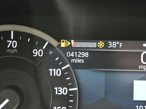 Used 2022 Jaguar F-PACE S AWD/4WD image 13
