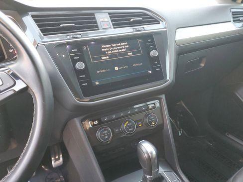 Used 2019 Volkswagen Tiguan S FWD image 25