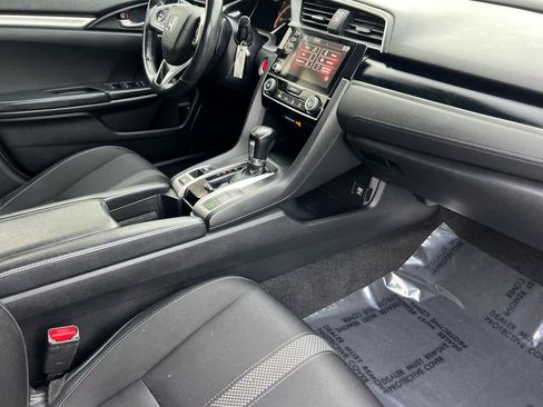 Used 2019 Honda Civic Sport image 15