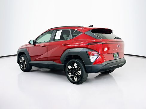 Used 2024 Hyundai Kona SEL AWD/4WD image 5