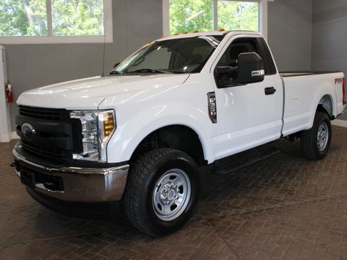 Used 2018 Ford F350 XL AWD/4WD image 3