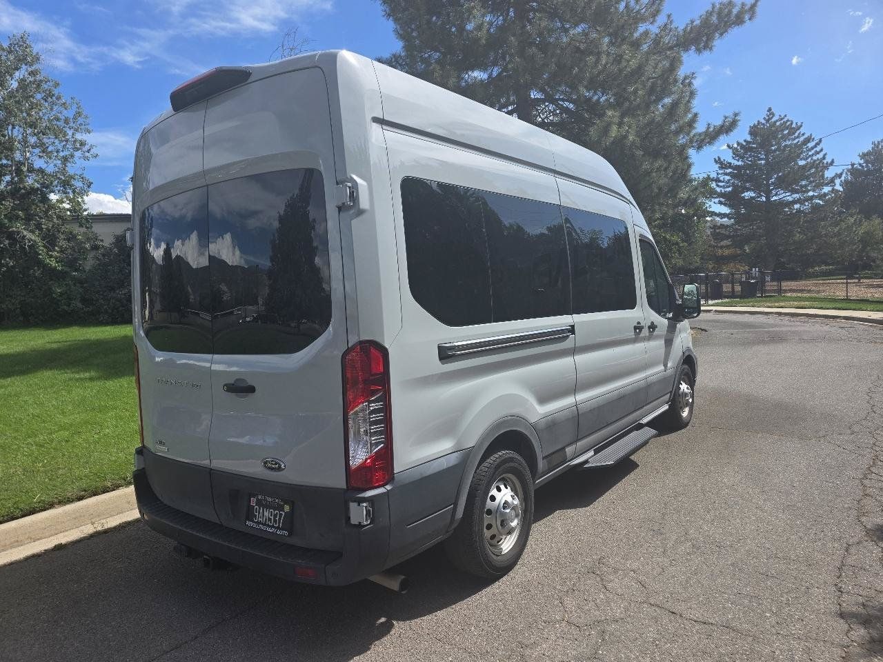 Used 2023 Ford Transit 350 XL AWD/4WD image 5
