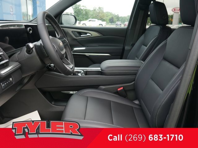 New 2026 Chevrolet Traverse LT w/ Driver Confidence Package AWD/4WD image 35