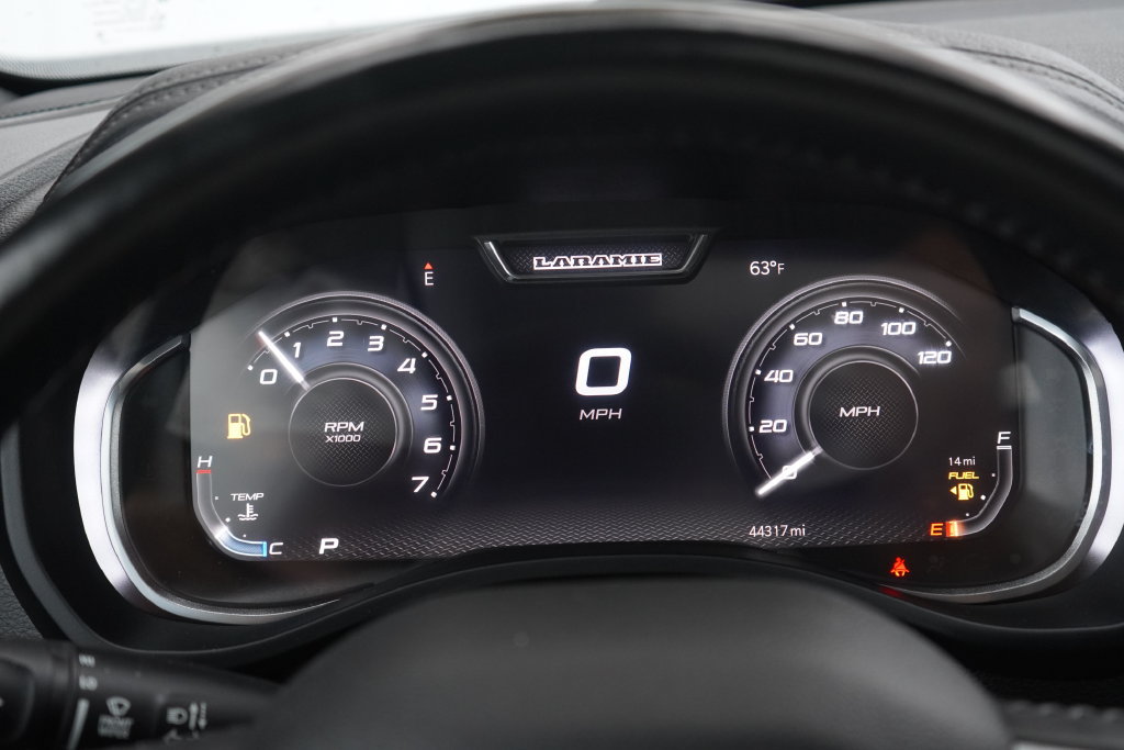 Used 2023 RAM 1500 Laramie AWD/4WD image 18