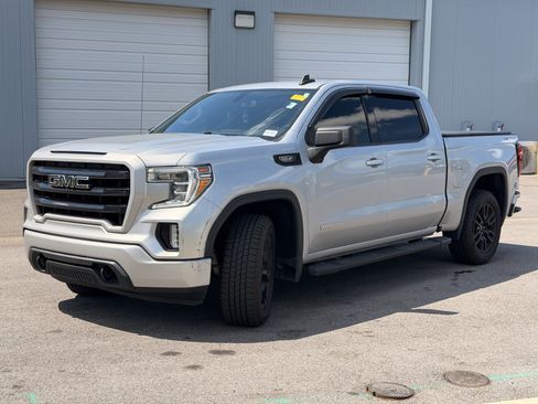 Used 2021 GMC Sierra 1500 Elevation w/ LPO, Elevation Black Package AWD/4WD image 9
