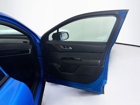 Used 2024 Honda Prologue EX image 33