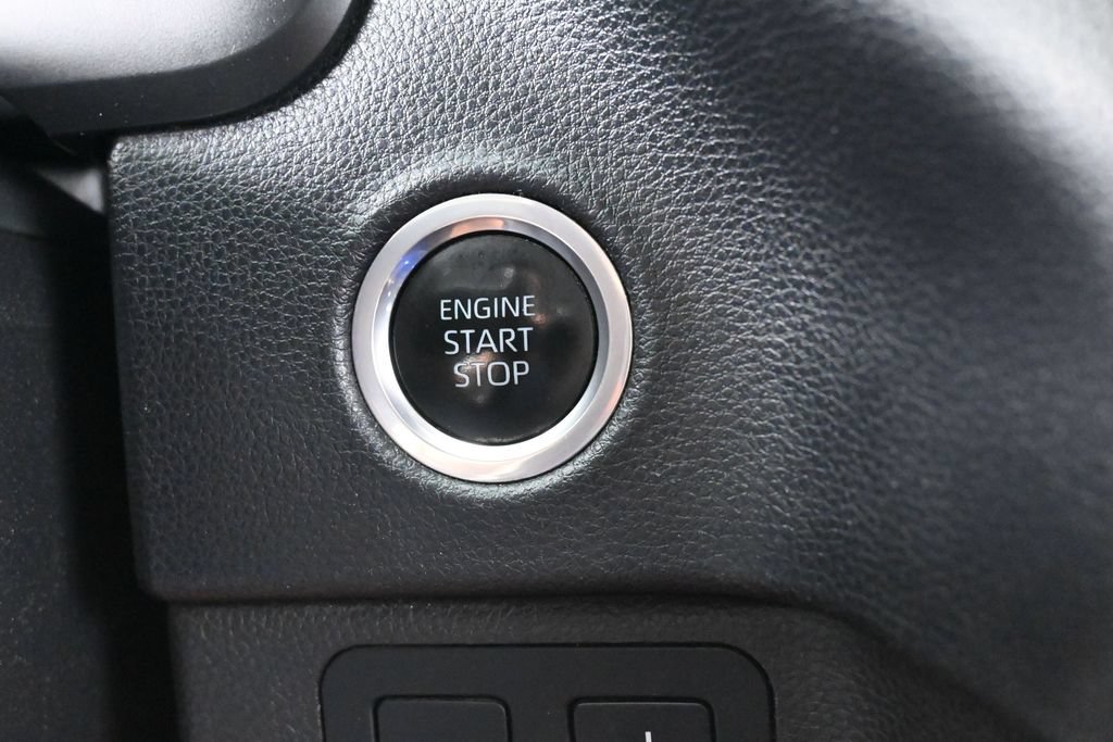 Used 2024 Toyota Tundra SR5 w/ SR5 Convenience Package RWD image 31