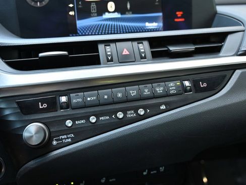 Used 2021 Lexus ES 350 F Sport w/ Accessory Package FWD image 30