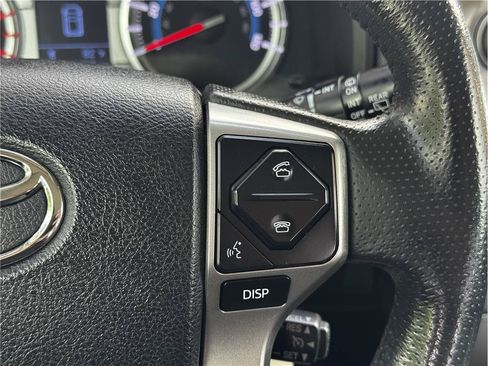 Used 2018 Toyota 4Runner SR5 Premium AWD/4WD image 23