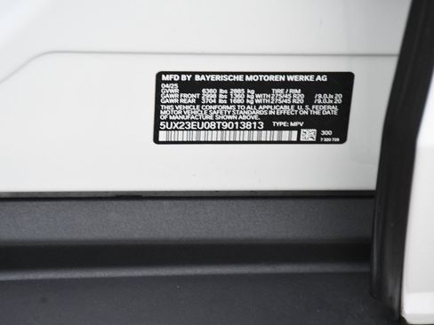 Used 2026 BMW X5 xDrive40i w/ Climate Comfort Package image 24