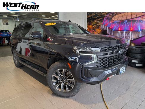 Used 2024 Chevrolet Suburban Z71 w/ Z71 Off-Road Package AWD/4WD image 1