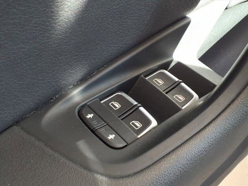 Used 2018 Audi A6 2.0T Premium Plus w/ Premium Plus Package image 11