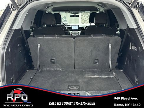 Used 2021 Ford Explorer XLT w/ Equipment Group 202A image 33