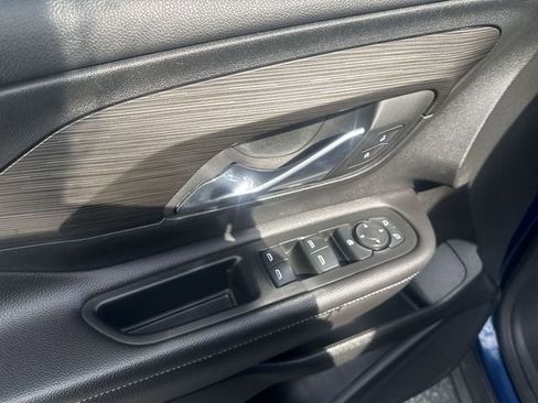 Used 2022 GMC Terrain SLE AWD/4WD image 24