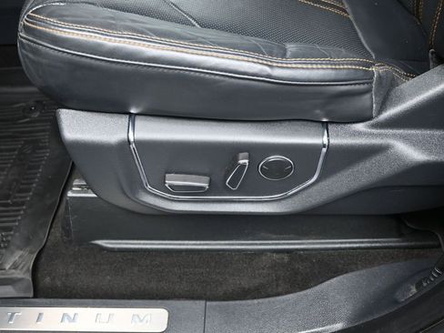 Used 2022 Ford Expedition Max Platinum AWD/4WD image 14