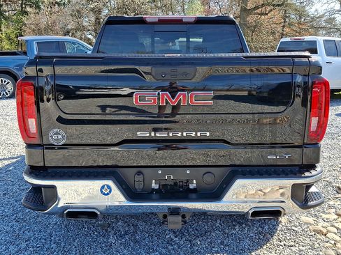 Used 2023 GMC Sierra 1500 SLT w/ SLT Premium Package image 5