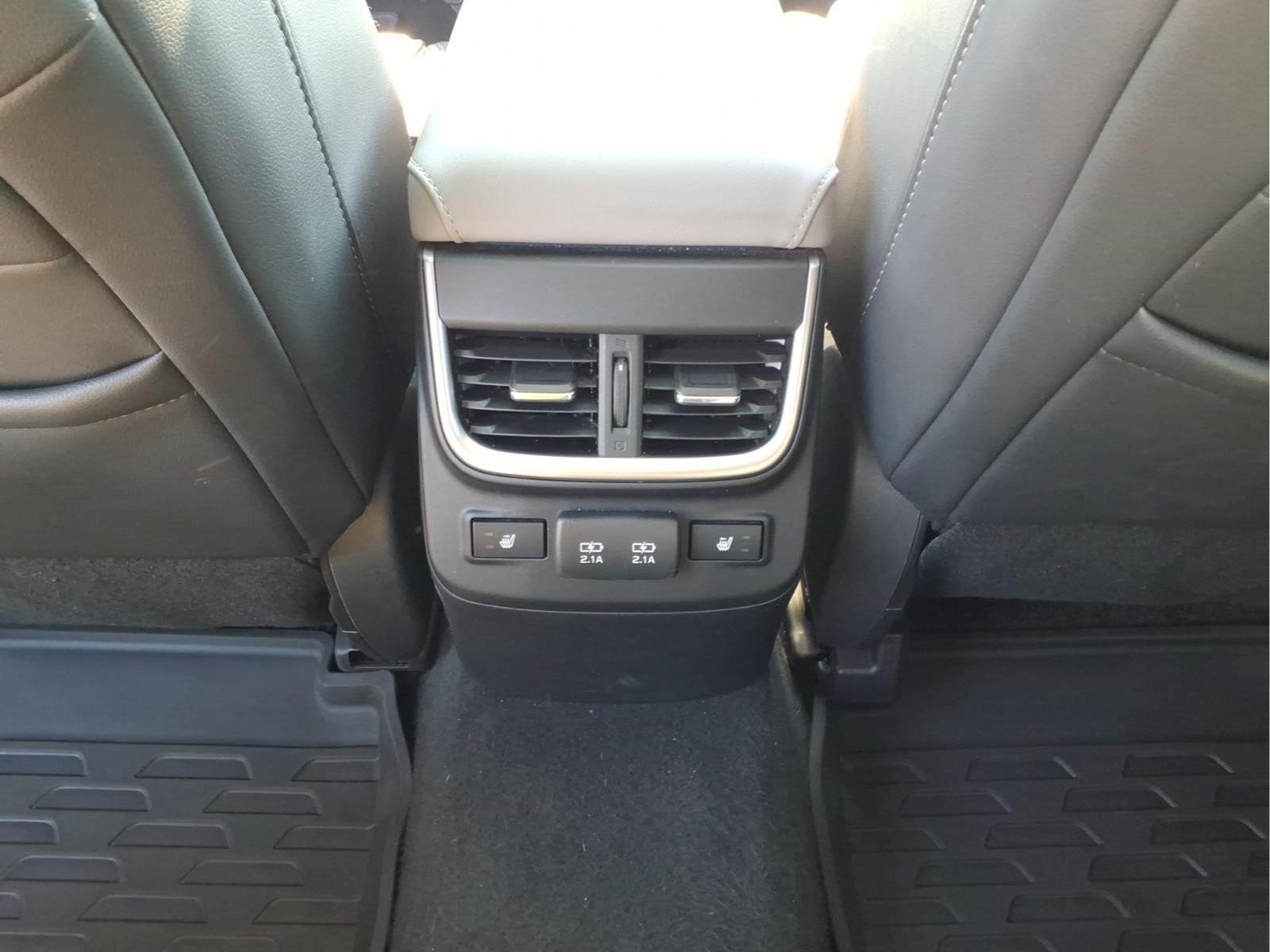 Certified 2022 Subaru Outback Limited AWD/4WD image 5
