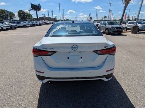 New 2025 Nissan Sentra SR w/ Trunk Package image 4
