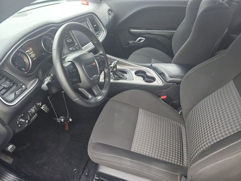 Used 2021 Dodge Challenger R/T Scat Pack w/ Scat Pack Stripe image 10