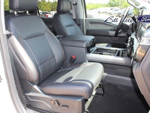 New 2025 Ford F250 Lariat w/ Chrome Package image 7