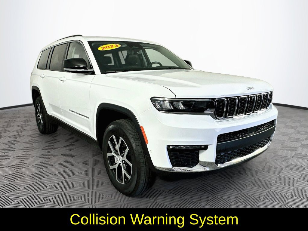 Used 2023 Jeep Grand Cherokee L Limited w/ Luxury Tech Group II AWD/4WD image 3