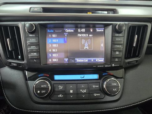 Used 2017 Toyota RAV4 XLE image 30