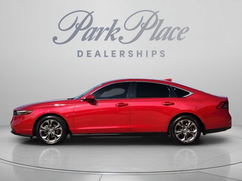 Used 2024 Honda Accord EX image 2