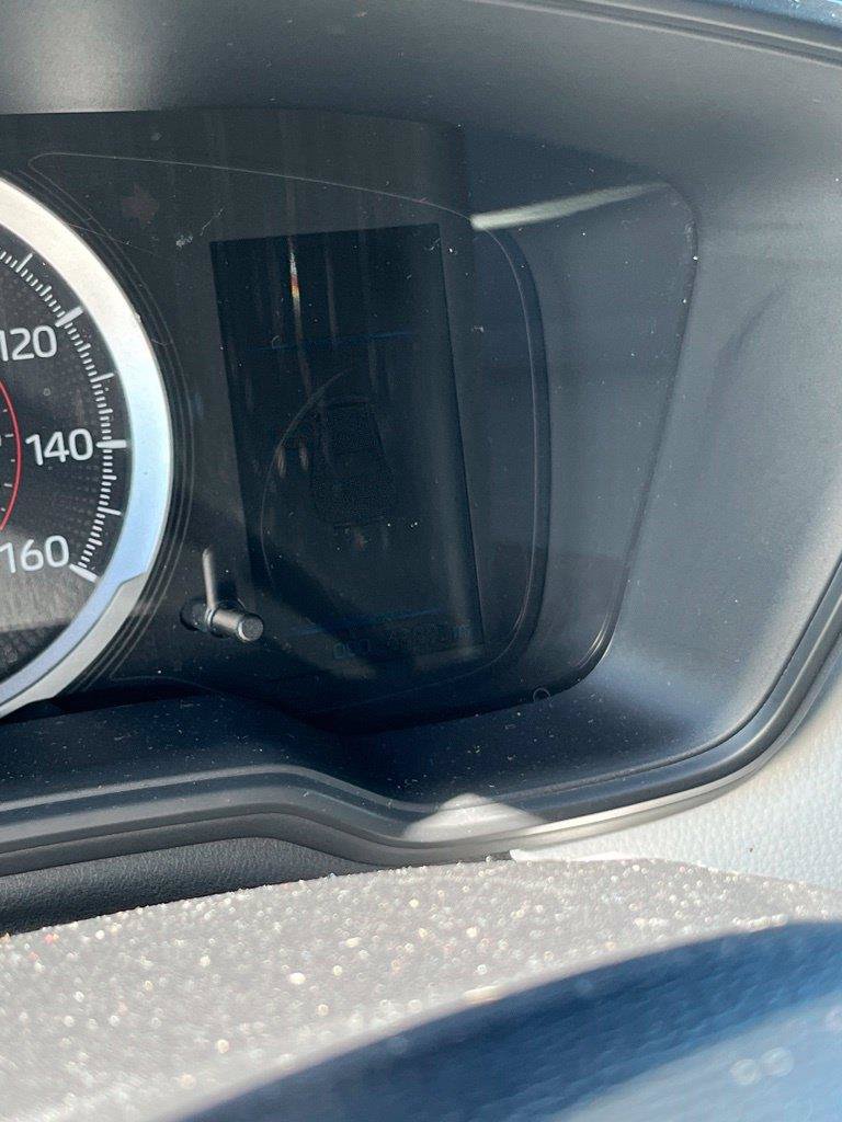 Used 2021 Toyota Corolla SE FWD image 2