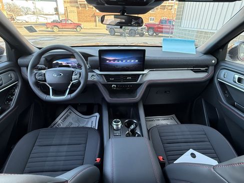 New 2026 Ford Explorer ST-Line AWD/4WD image 13