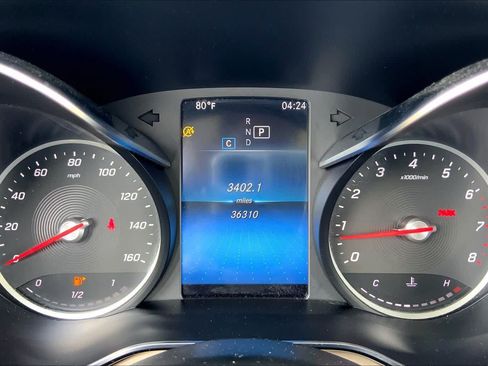 Used 2022 Mercedes-Benz GLC 300 image 25