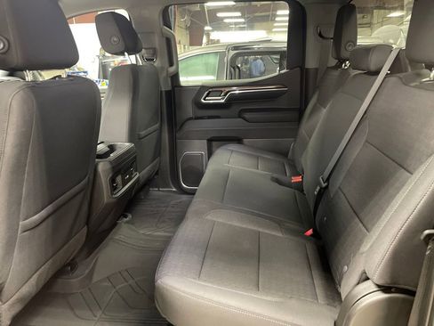 Certified 2023 Chevrolet Silverado 1500 LT image 25