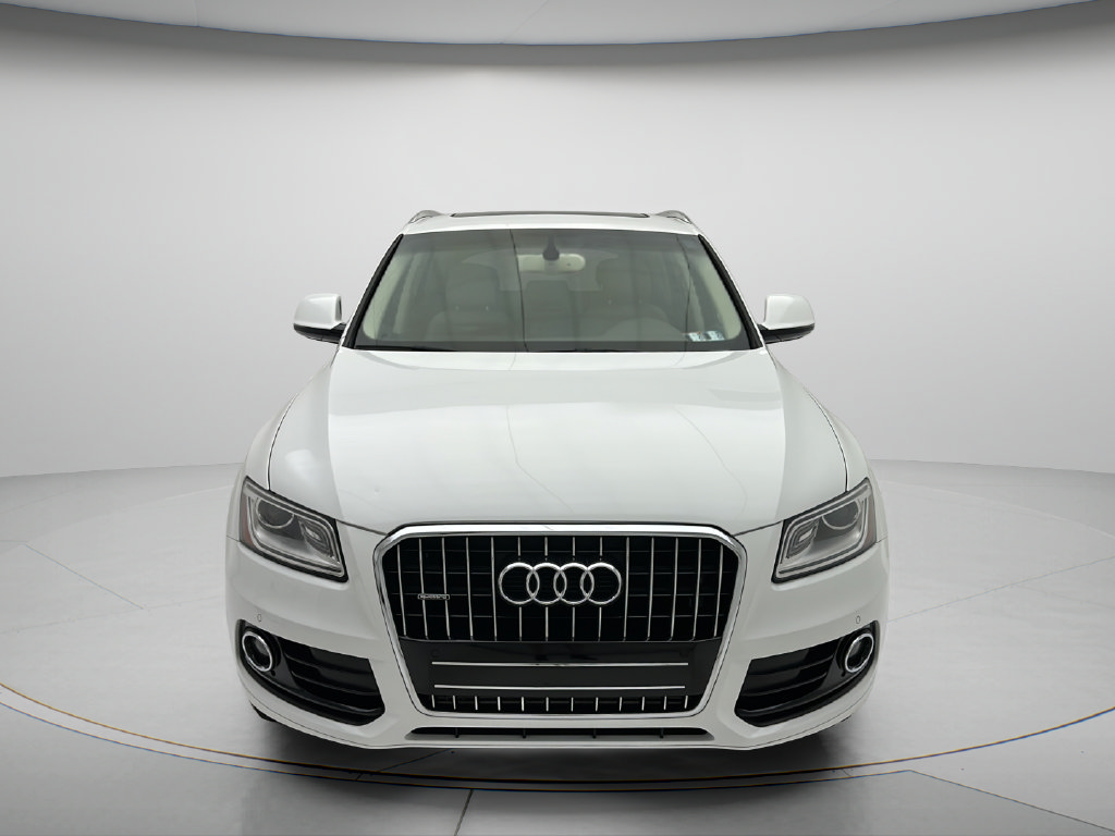 Used 2015 Audi Q5 2.0T Premium Plus w/ Technology Package AWD/4WD image 2