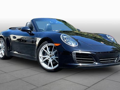 Used 2017 Porsche 911 Carrera RWD image 3