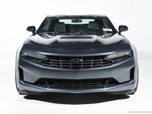 Used 2021 Chevrolet Camaro LT image 2