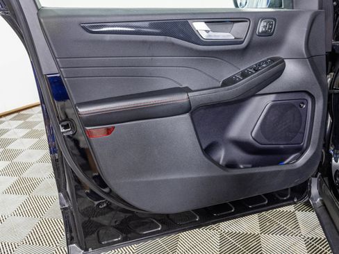 Used 2024 Ford Escape ST-Line Elite w/ Premium Technology Package AWD/4WD image 40