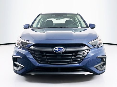 Used 2025 Subaru Legacy Premium AWD/4WD image 2