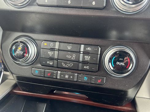 Used 2020 Ford F150 King Ranch w/ Equipment Group 601A Luxury image 32