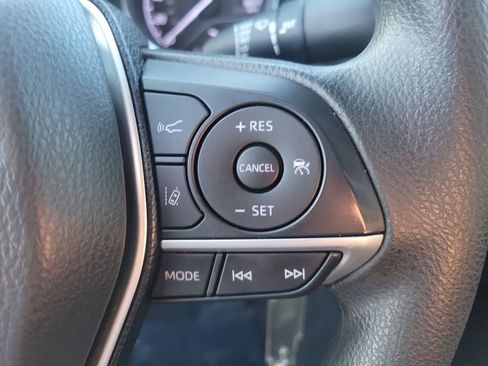 Used 2023 Toyota Camry LE image 27