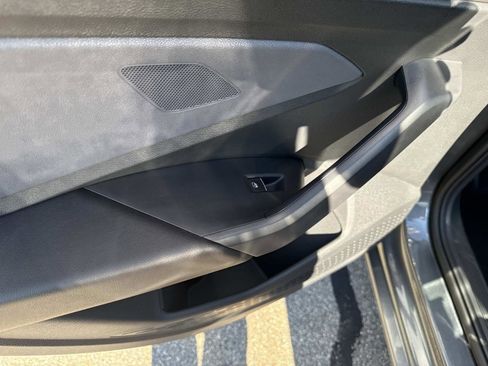 New 2025 Volkswagen Jetta SE image 8