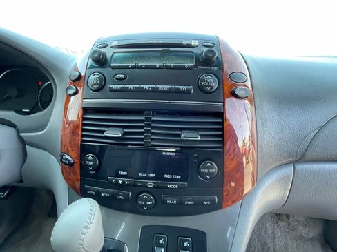Used 2007 Toyota Sienna XLE FWD image 18
