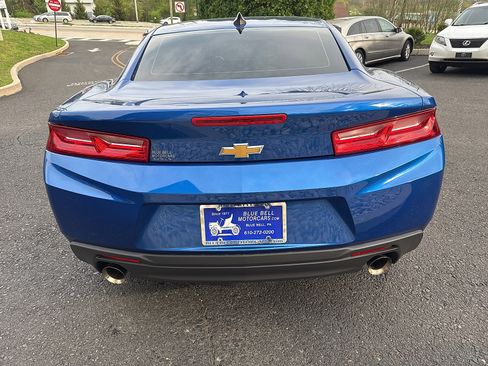 Used 2018 Chevrolet Camaro LT w/ Technology Package image 6