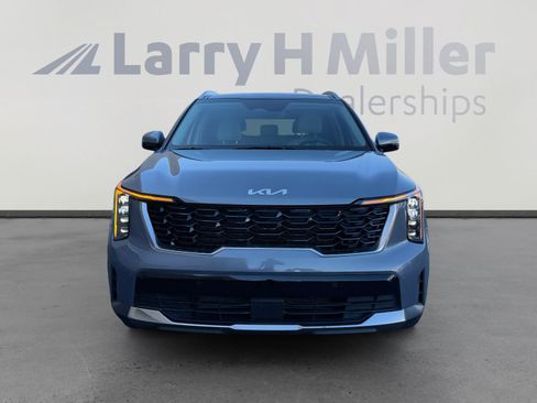 Used 2024 Kia Sorento S w/ Panoramic Sunroof Package FWD image 8