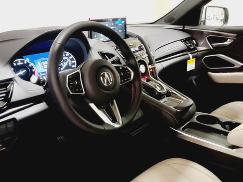 New 2026 Acura RDX SH-AWD image 36