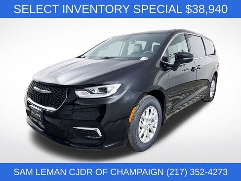 New 2026 Chrysler Pacifica Select FWD image 3